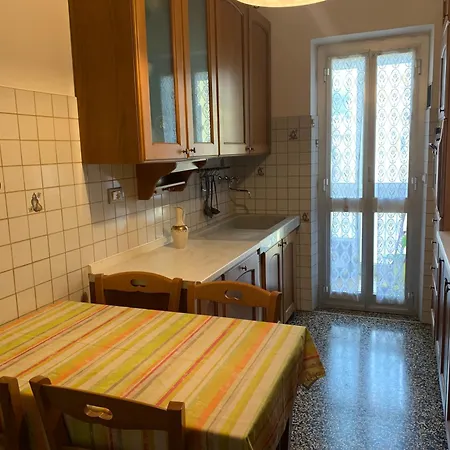 Casa Vacanze Sul Mare Savona Exterior photo